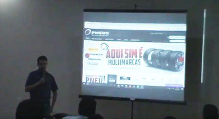 Douglas Villar, gerente de Ecommerce da Jr. Pneus, foi um dos case de sucesso de Mato Grosso a ter um espaço para palestrar no final do evento.
