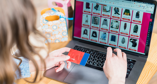 Tendo um e-Commerce seguro, com detectores de fraudes nos módulos de pagamento, tanto o comerciante quanto os clientes ficam mais seguros.